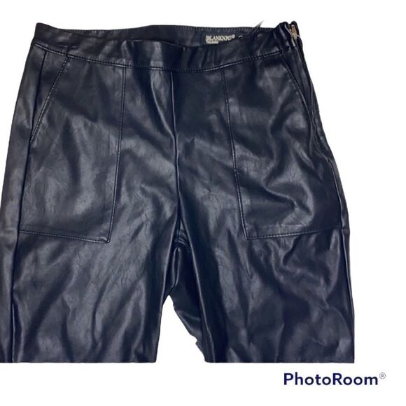 BlancNYC The Bond Faux black leather pants NWOT. 27 - Picture 5 of 5